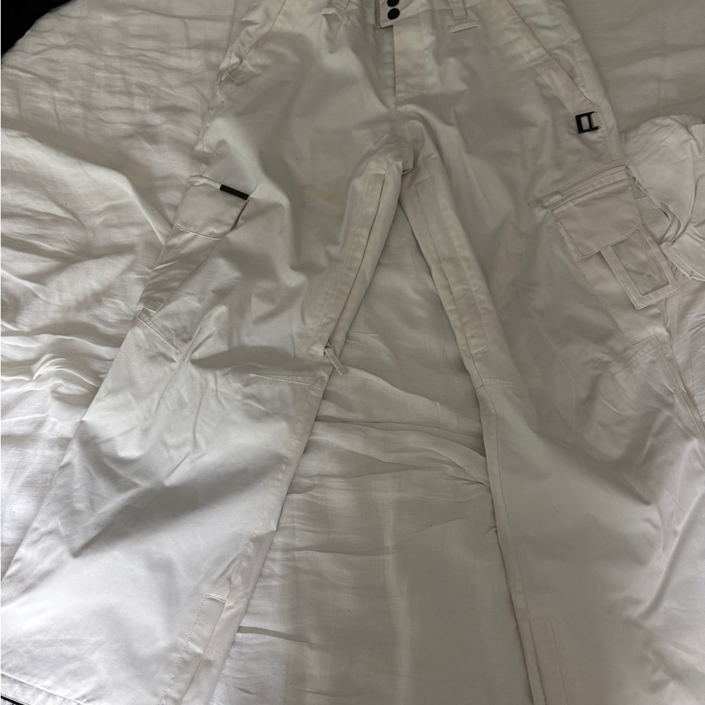 Empyre white snowboard outerwear pants
